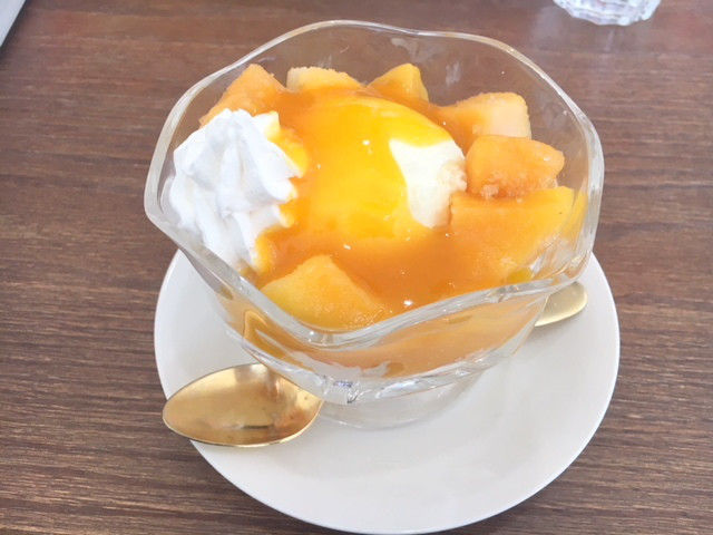 沖縄料理くわっちーのマンゴーまみれアイス