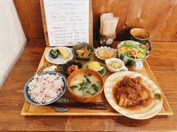 【cafe Teco(カフェテコ)】本当は秘密にしておきたい、予約の取れないとっておきのカフェ！定食もデザートも最高☆