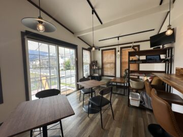 CAFE IZURU(カフェいずる)