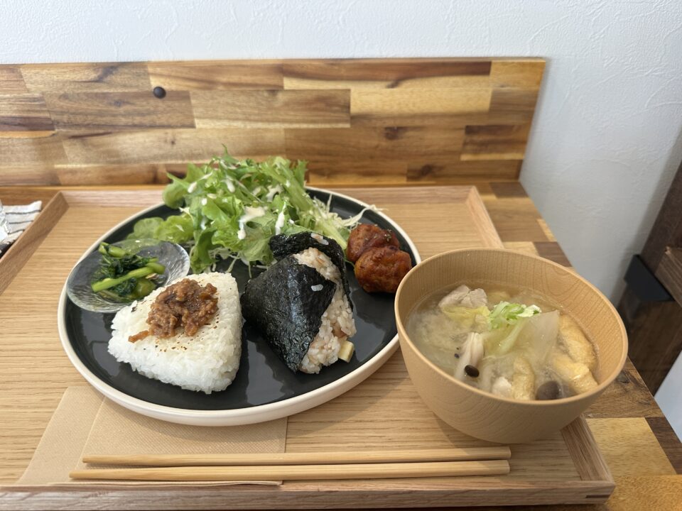 CAFE IZURU(カフェいずる)