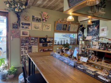 Garage Cafe 初茶(はっちゃ)・UPWORKS