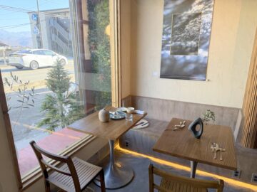 ART GALLERY RESTAURANT TOO（トゥー）