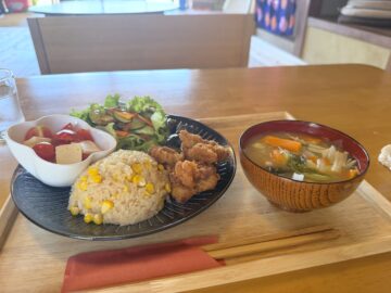 【宿カフェHale Liko（ハレリコ）】２０２６年８月２２日千曲市にNEW OPEN☆子連れママ推し！初回ここはなパズルさんとの託児付きランチ会開催！！