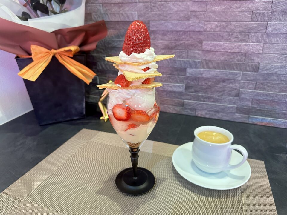 スイーツアートカフェ&ジェラートSTORY