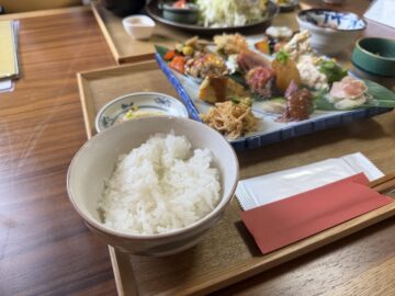 GOHANYA 灯(ごはんやあかり)