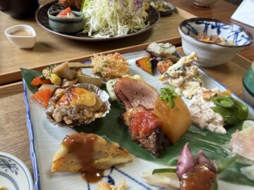 GOHANYA 灯(ごはんやあかり)