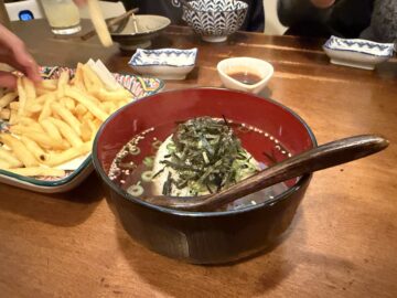 呑み喰い処なないろ