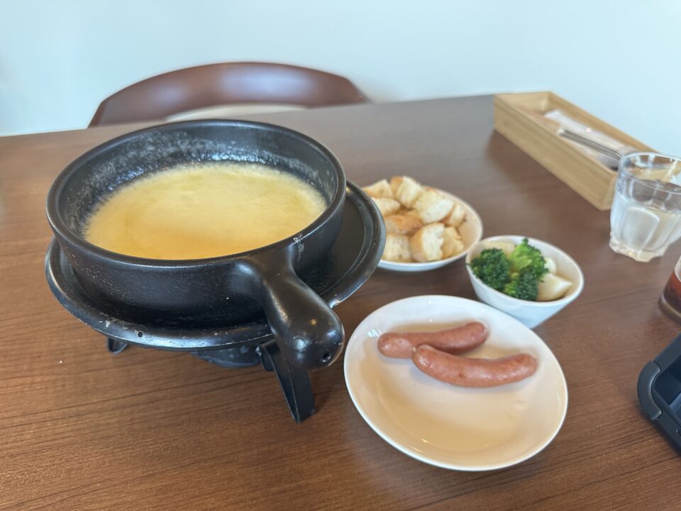 アトリエ・ド・フロマージュ 森のチーズテラス