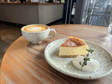 Weekend cafe shiro 詩路