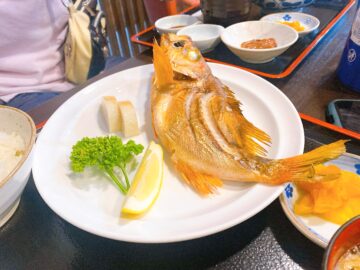 海鮮丼・定食凪（なぎ）