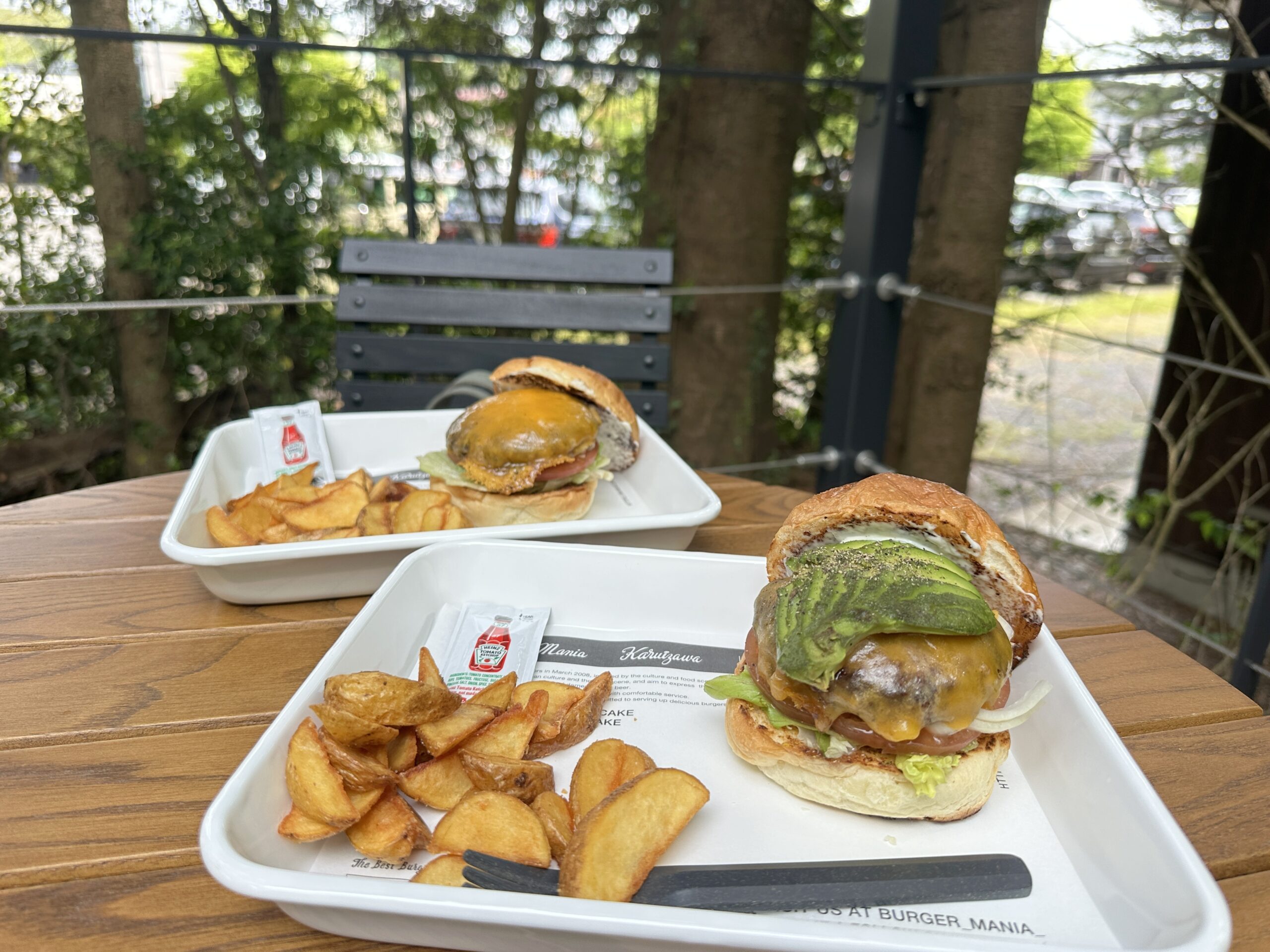 BurgerMania(バーガーマニア)軽井沢店】2024年秋NEW OPEN☆食べ