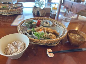 Cafeやまぼうし