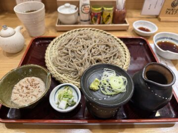 信州おやまぼくち蕎麦 八方味人
