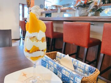 【Cafe VALEUR（カフェヴァルール）】沖縄マンゴーを使っためちゃうまパフェ！甘いマンゴーが最高！
