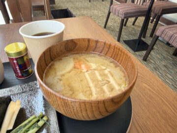 カフェNaGA