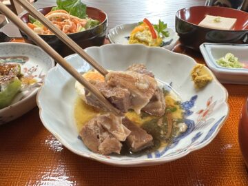 庭園のお食事処　信楽（しがらき）